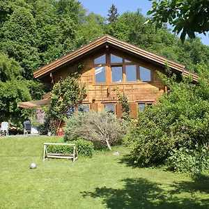 Holzhaus Im Grünen Frühstückspension